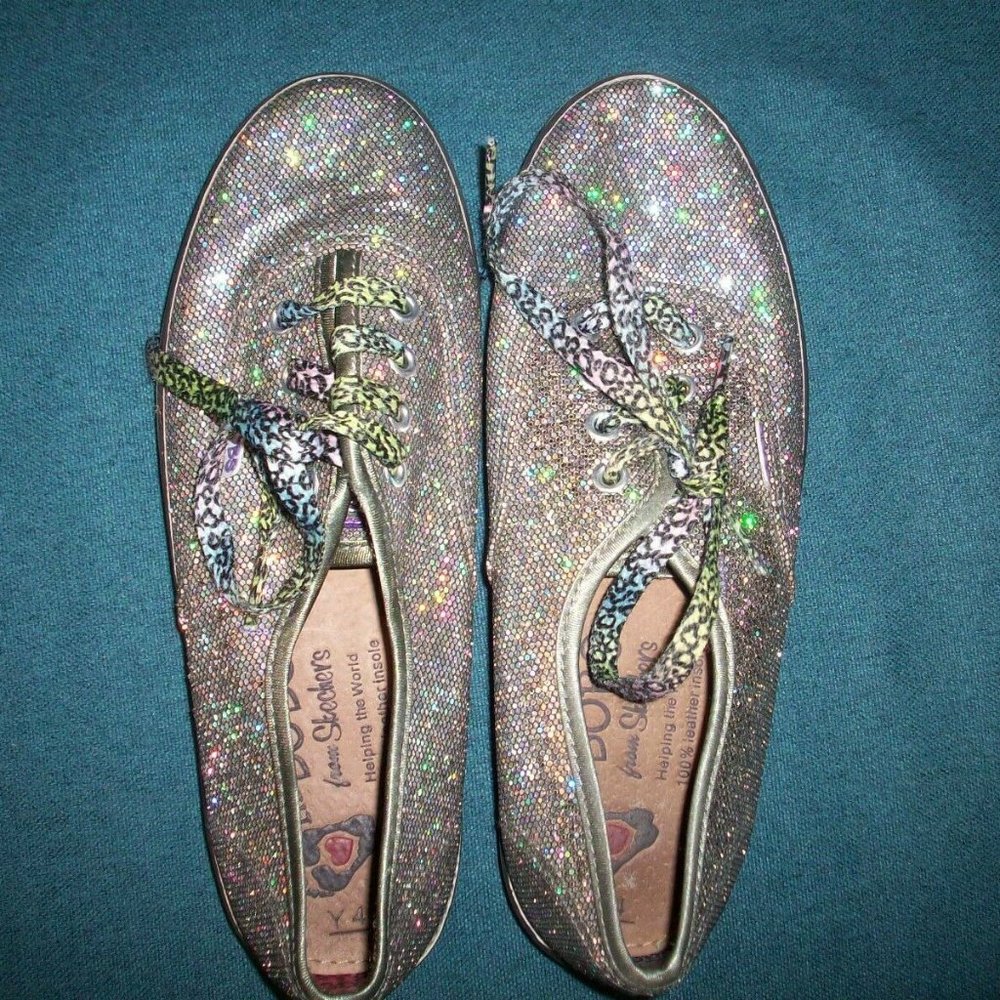 Bobs by Sketchers Silver Glitter Tennis Shoes Size 6 US Lil Bobs Sneakers EU 36 - Picture 2 of 7